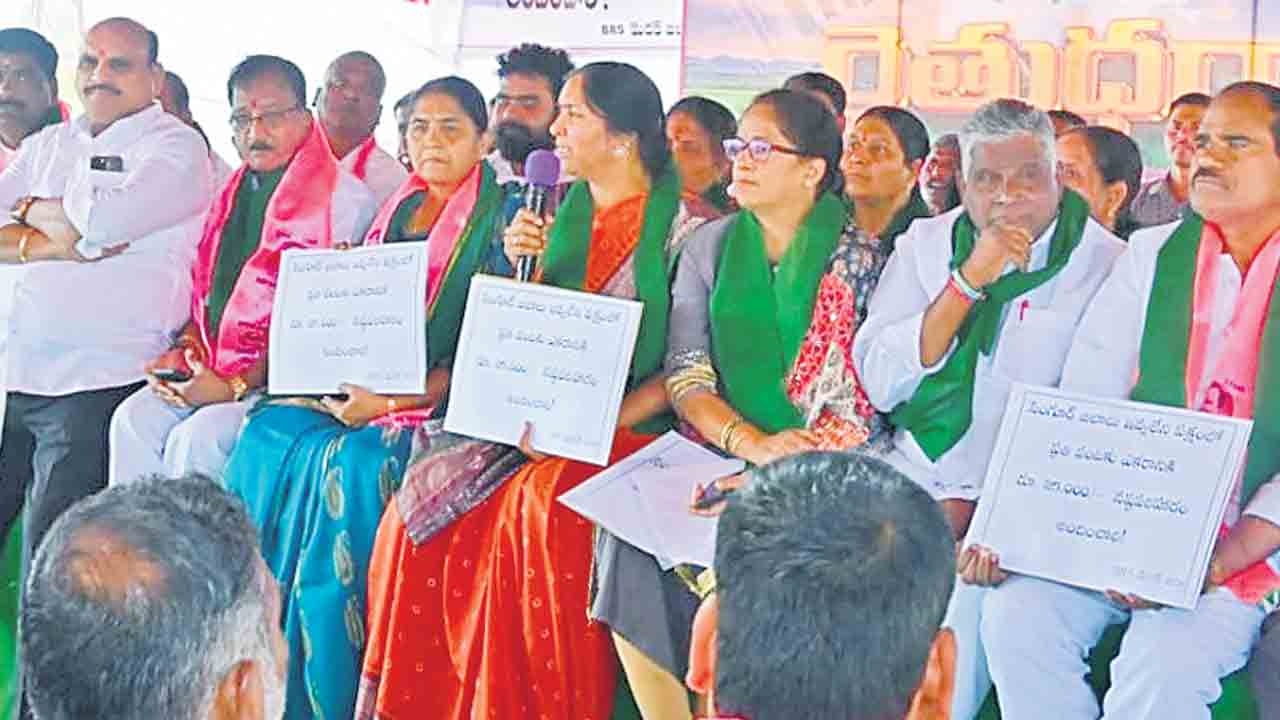 ఘనపూర్‌ ఆయకట్టుకు సాగునీరు విడుదల చేయాలని డిమాండ్‌