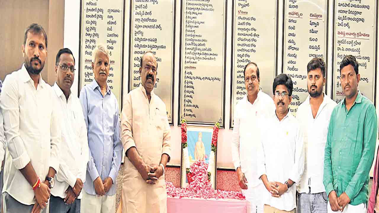 వివేకానందుడి బోధనలు స్ఫూర్తిదాయకం