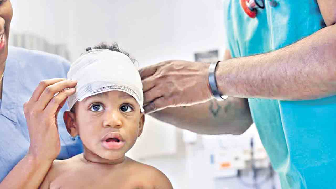 పిల్లలు కింద పడితే..?