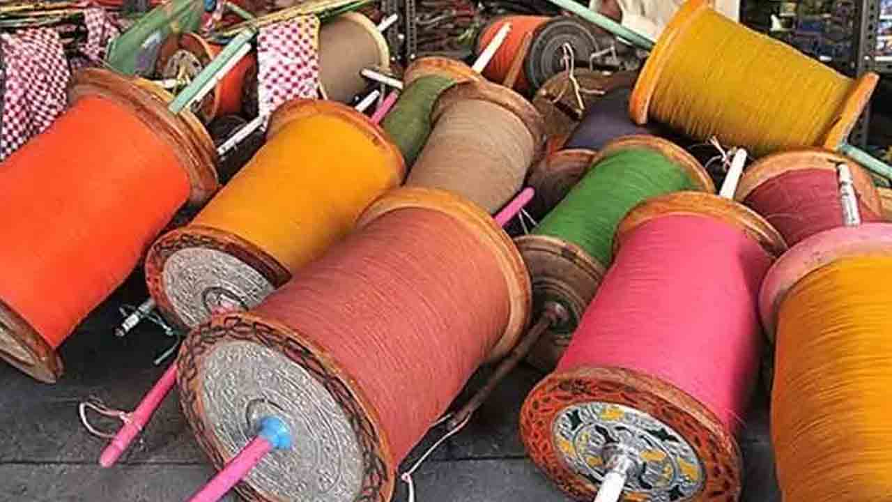 China Manja | నిజామాబాద్‌ జిల్లాలో రైతు గొంతు కోసిన చైనామాంజా..