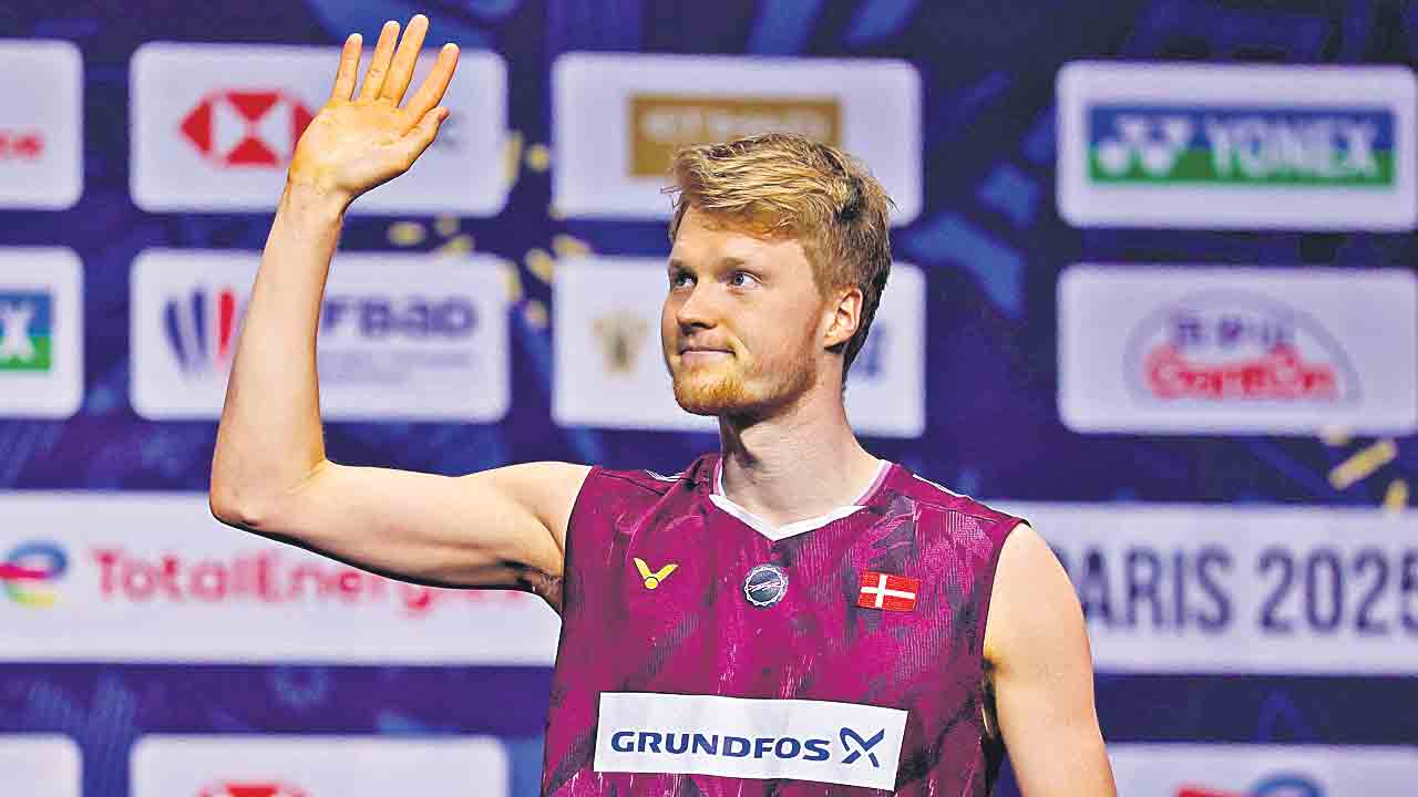 వామ్మో.. ఈ కాలుష్యంలో ఆడలేను!