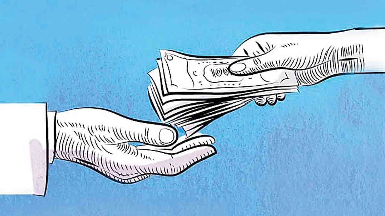 పారిశ్రామిక వాడలపై పర్సంటేజీ పంజా.. పాశమైలారంలో 27 కోట్లు వసూల్‌ చేసిన కాంగ్రెస్‌ నేత