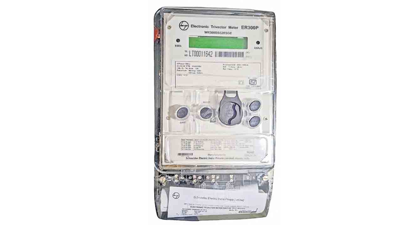 50 హెచ్‌పీ దాటితే హెచ్‌టీ మీటరే.. ట్రాన్స్‌ఫార్మర్లూ బిగించుకోవాల్సిందే