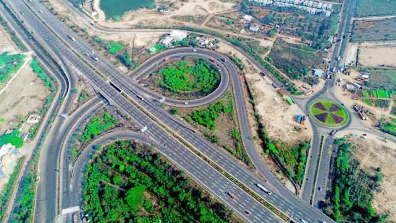 ముందుకా.. వెనక్కా.. ఎటూ తేలని ట్రిపుల్‌-ఆర్‌ భవితవ్యం