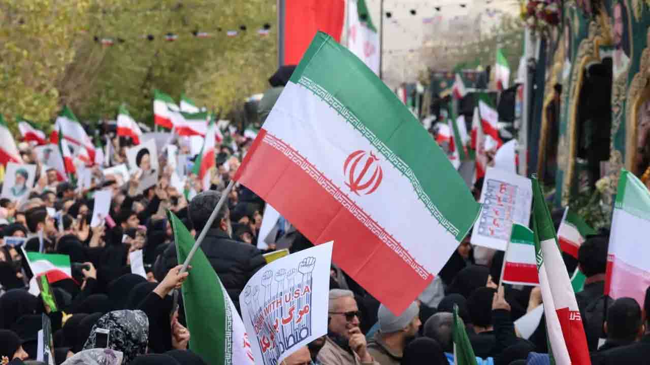 ఇరాన్‌కు విముక్తి కల్పిస్తాం.. యూరోపియన్‌ పార్లమెంట్‌ ప్రకటన