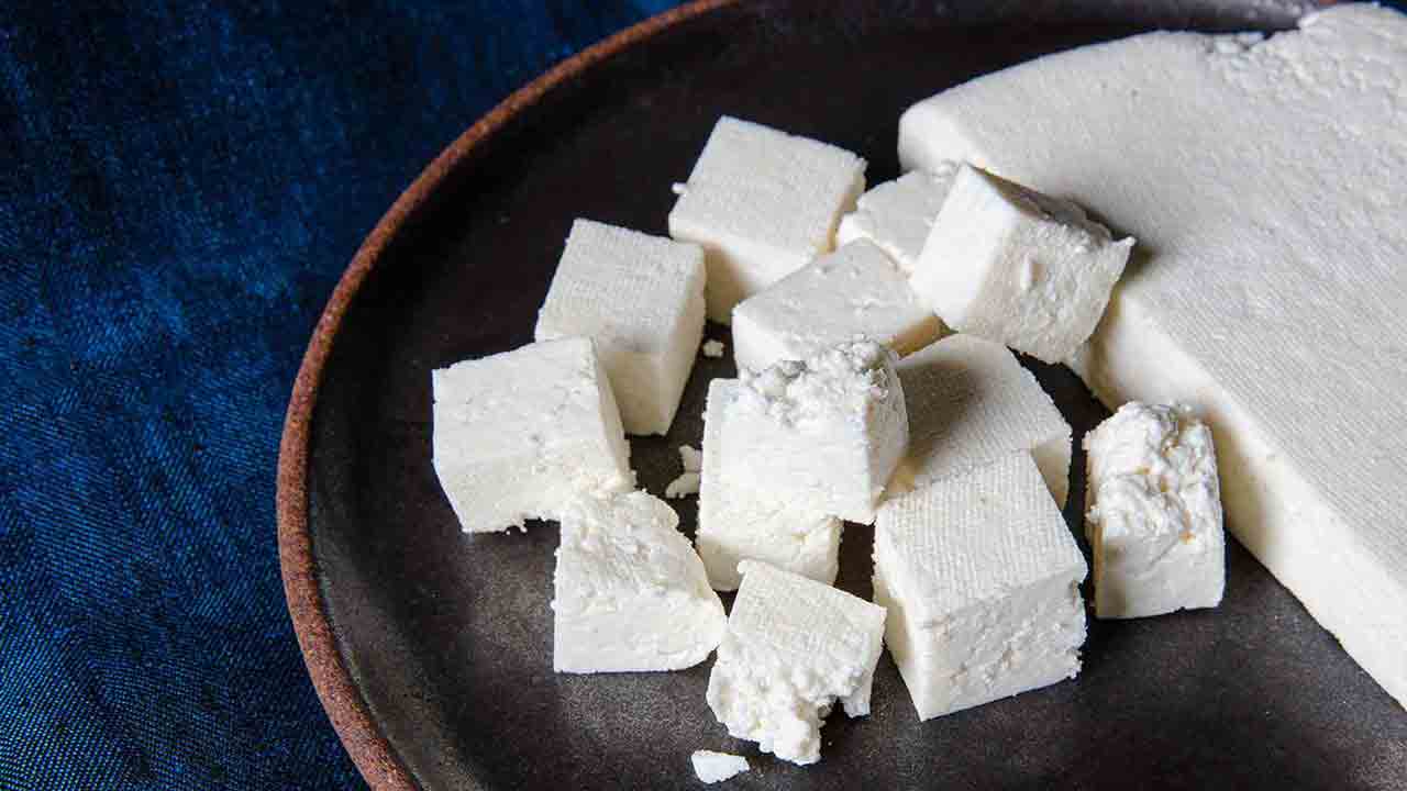 ఇంట్లోనే తాజా పనీర్‌