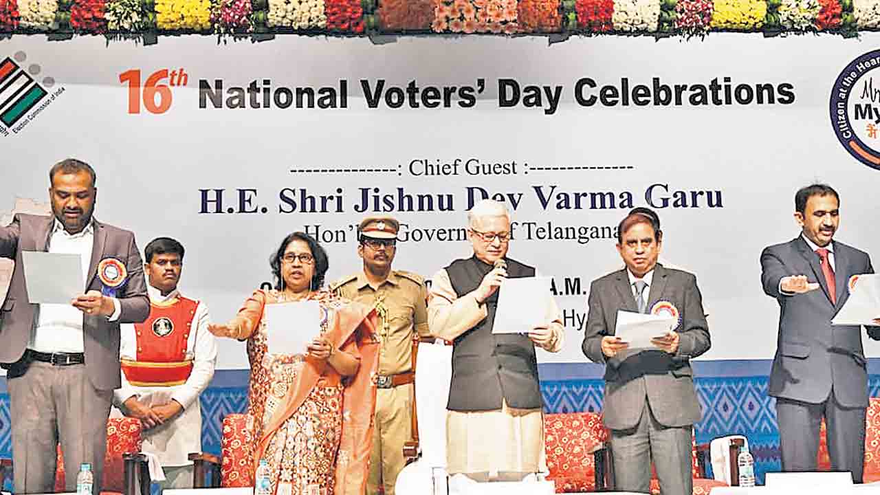 ఓటింగ్‌తోనే ప్రజాస్వామ్యం బలోపేతం