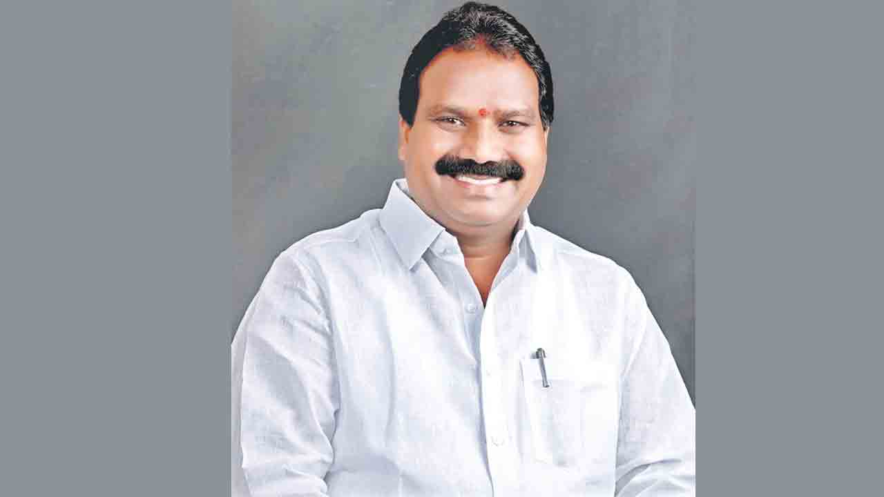 అరూరి ఘర్‌ వాపసీ.. బీజేపీకి మాజీ ఎమ్మెల్యే రమేశ్‌ రాజీనామా