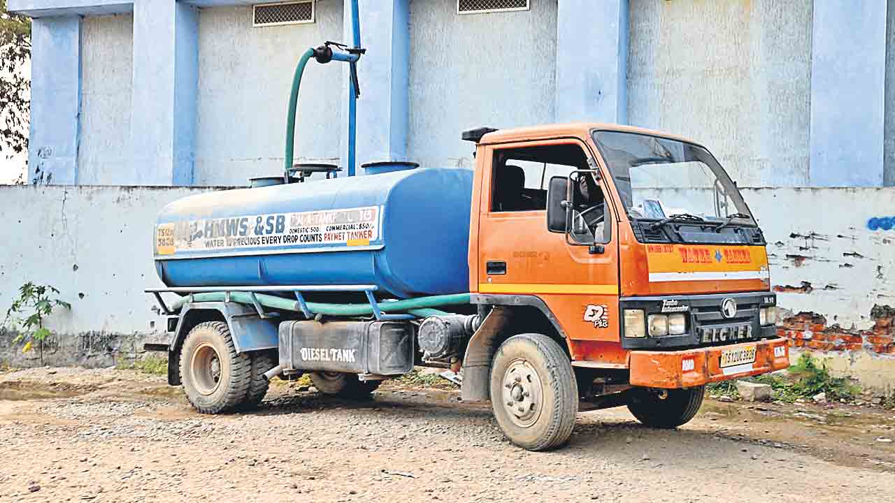మంచినీటికి కష్టాలు.. ట్యాంకర్లకు పెరుగుతున్న డిమాండ్‌