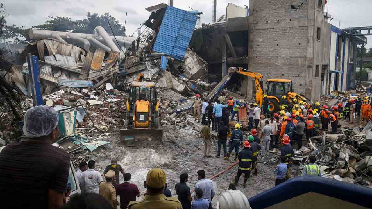 పరిహారం కోటి కాదు.. 42 లక్షలే… సిగాచీ బాధితులకు ధోకా