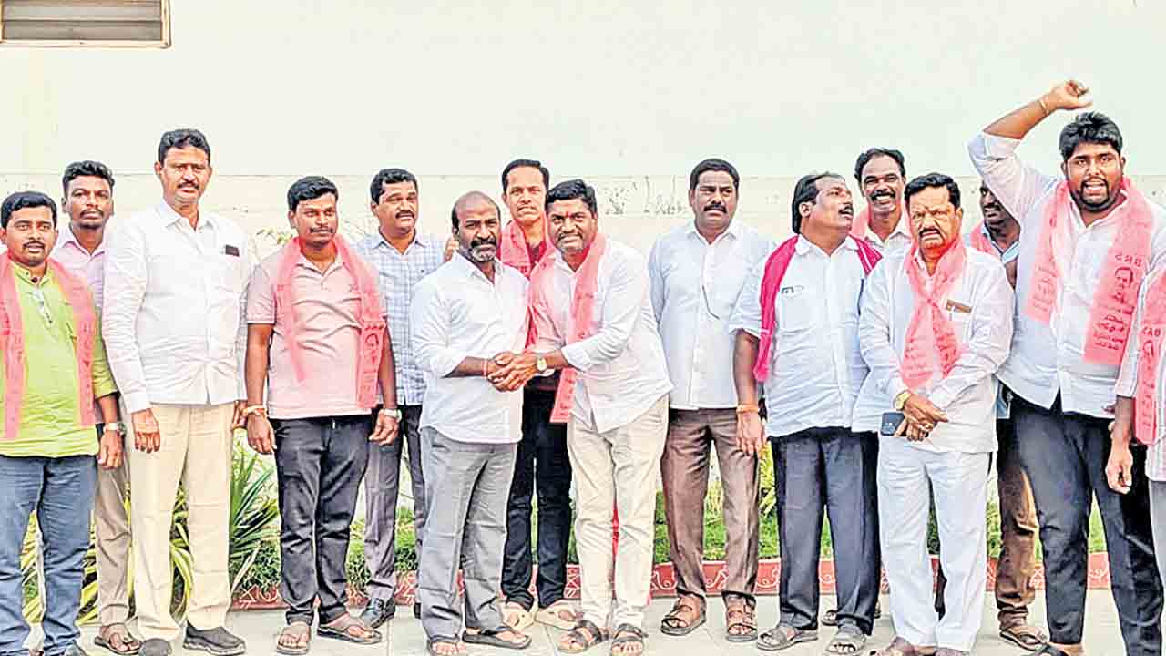 పాలన చేతగాకే బీఆర్‌ఎస్‌పై బురద.. తెలంగాణ తెచ్చిన కేసీఆర్‌కే నోటీసులు ఇవ్వడం బాధాకరం