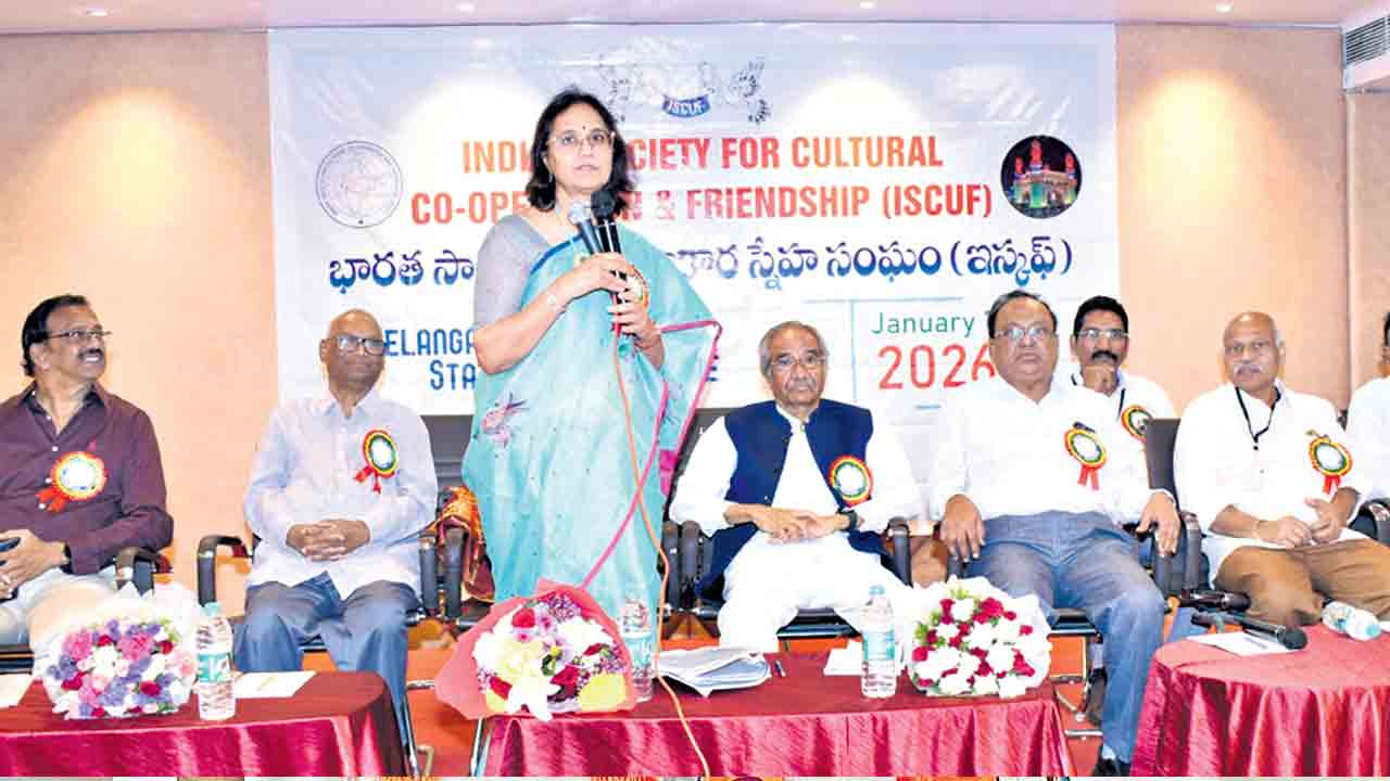 చిన్న దేశాలన్నీ ఏకమవ్వాలి