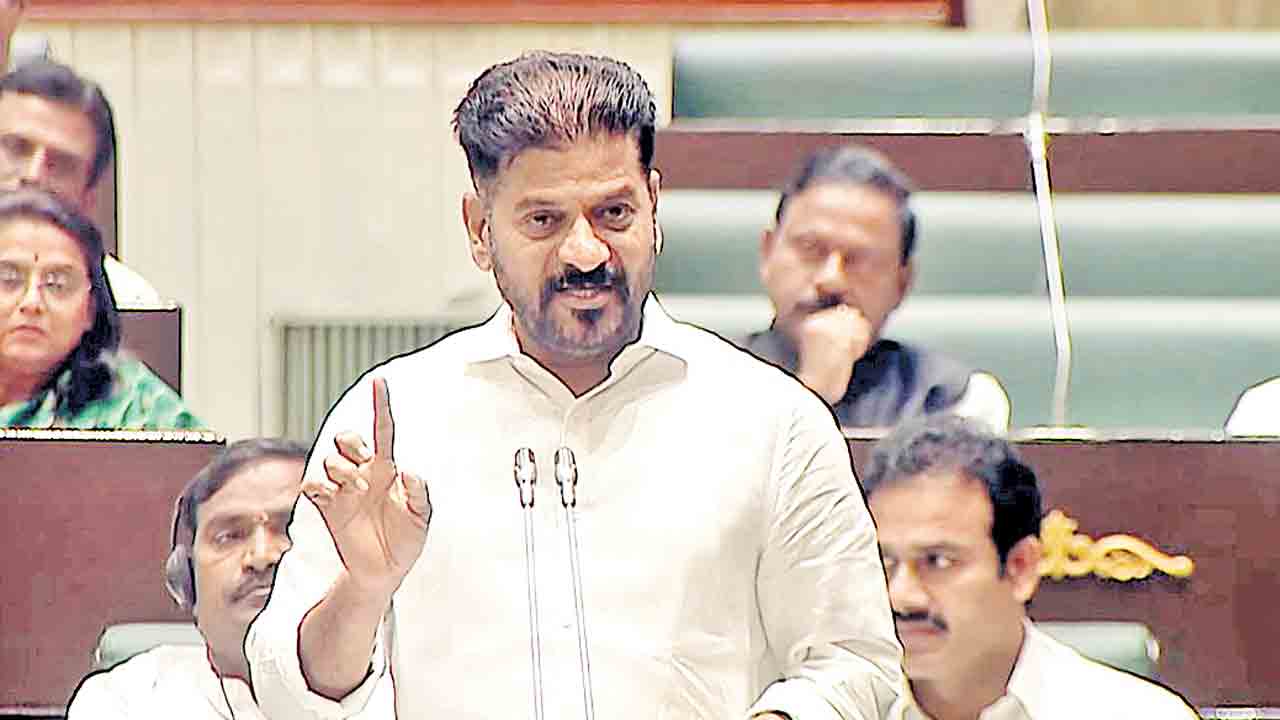 మూసీపైనా మురికి భాష!