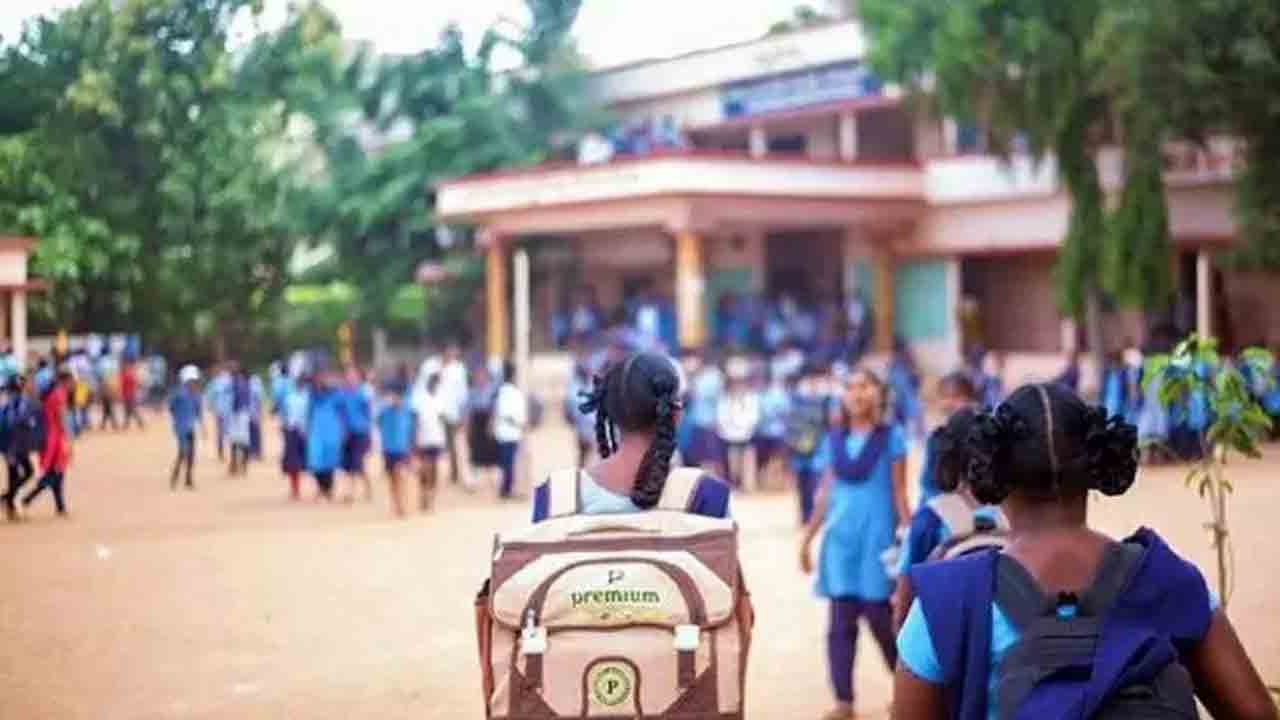 బడిలో బోధనేది?