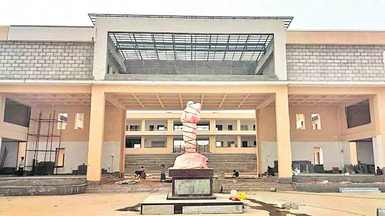 ములుగు జిల్లా రద్దవుతుందా?