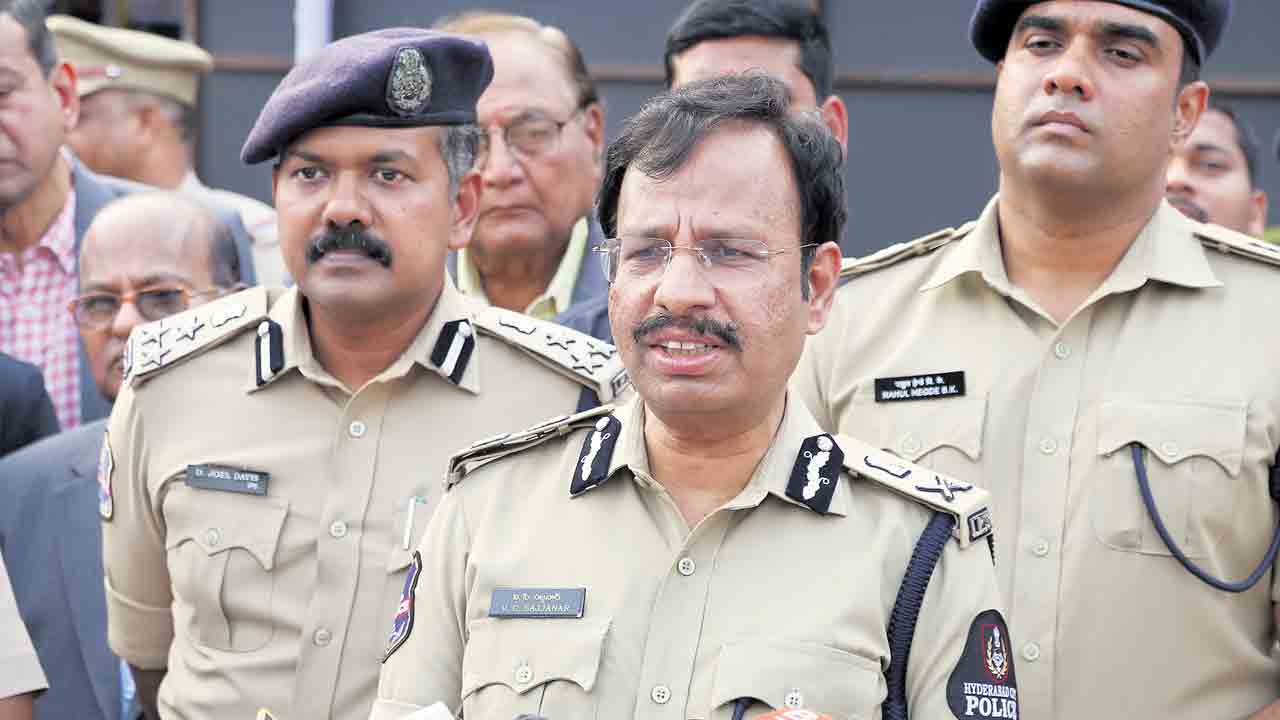 బరాబర్‌ పట్టుకొస్తం!ఇవి ఎమర్జెన్సీ