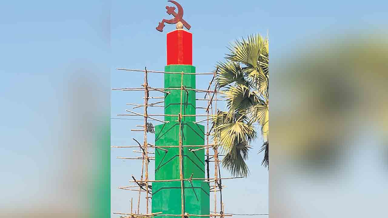 నెత్తుటి స్మరణకు పచ్చని పూతలు!