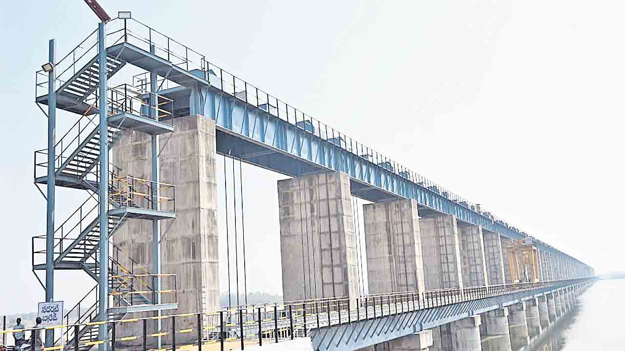 బీఆర్‌ఎస్‌ హయాంలోనే సదర్‌మాట్‌ పూర్తి