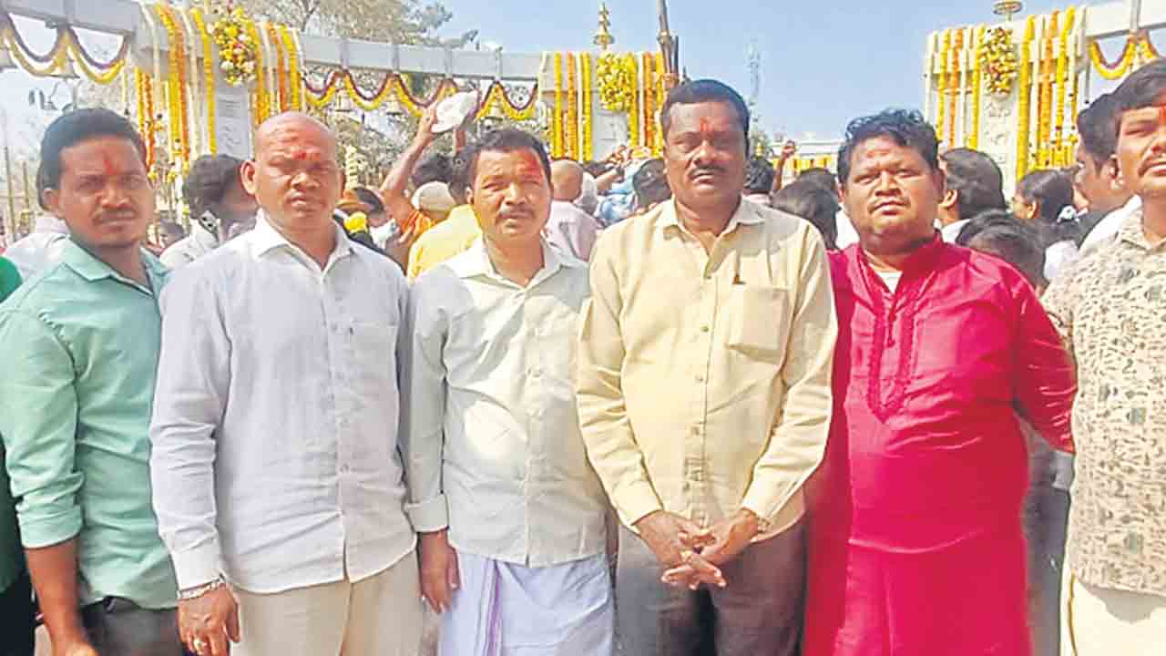 క్యాబినెట్‌ మీటింగ్‌తో ఆదివాసీలకు ఒరిగిందేమిటి?