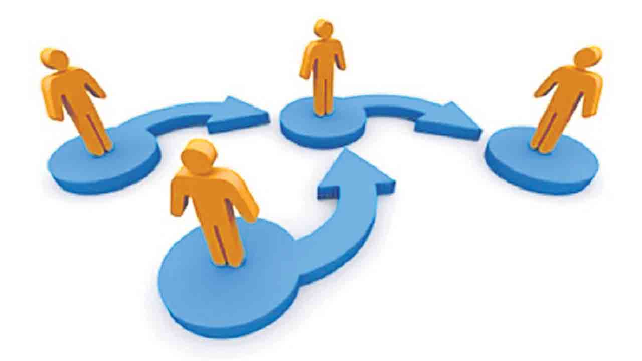 ఎస్సీ గురుకులంలో ‘కింగ్‌మేకర్లు’