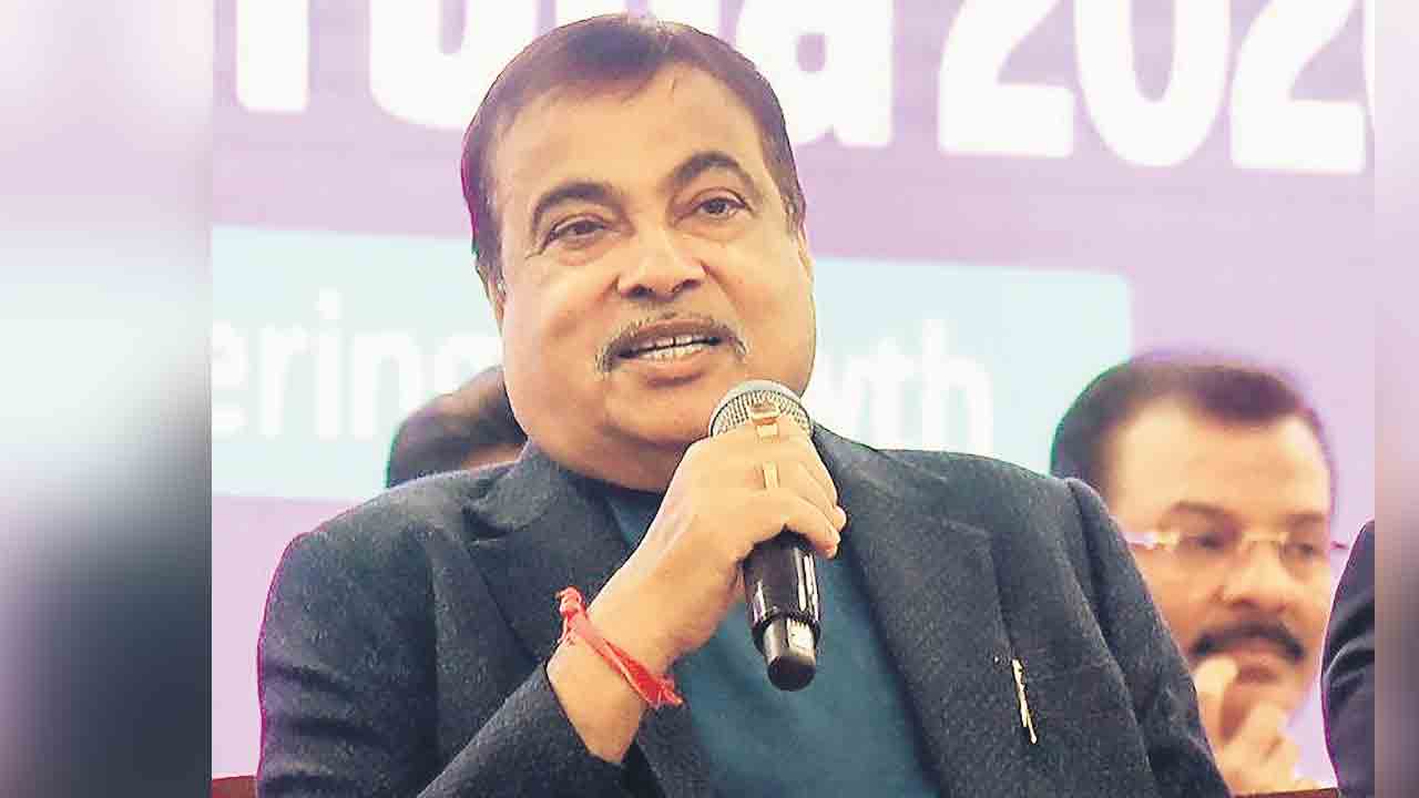 పాత తరం తప్పుకొని.. కొత్త వారికి అవకాశమివ్వాలి