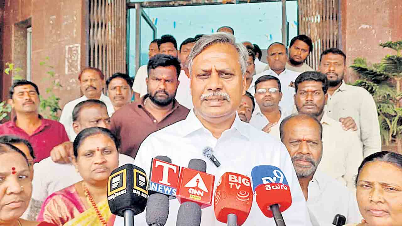 భూభారతిలో వెయ్యి కోట్ల స్కామ్‌