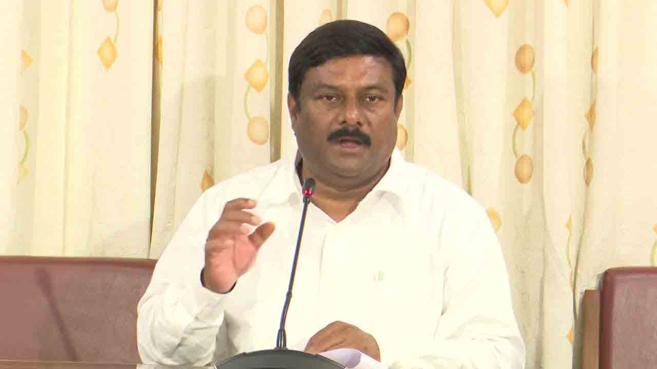 స్పీకర్‌ కోర్టు ధిక్కరణకు పాల్పడ్డారు