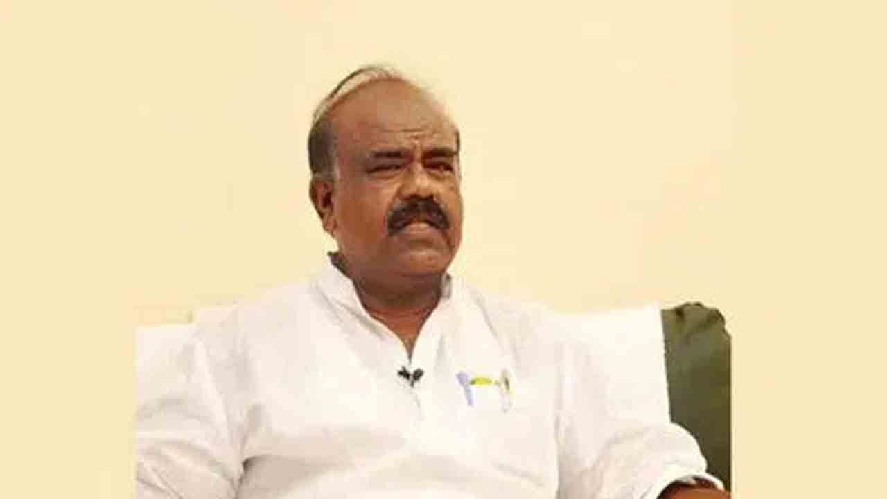 విశ్వకర్మల అభివృద్ధికి సహకరించాలి