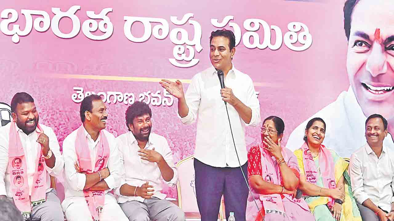 కాంగ్రెస్‌కు ఓటేస్తే జిల్లాల ఎత్తివేతే