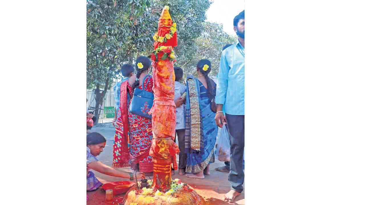 ఐదో గద్దె అదృశ్యం