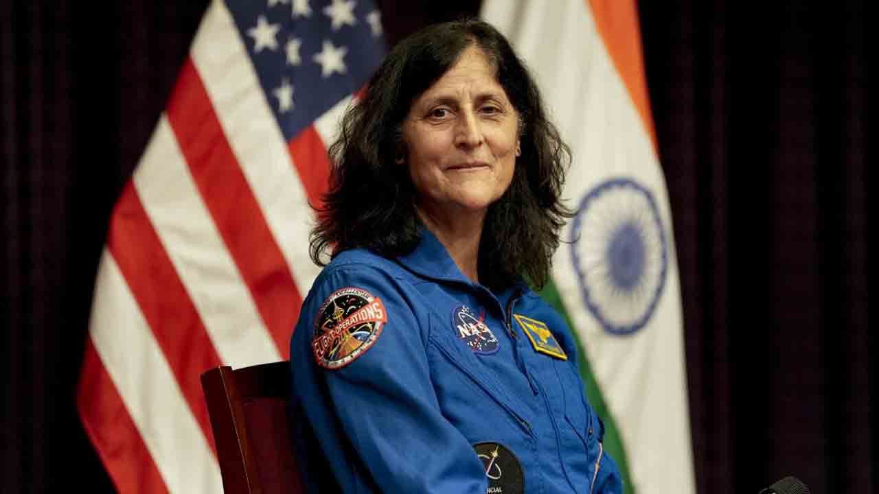 నాసా నుంచి సునీతా విలియమ్స్‌ రిటైర్‌