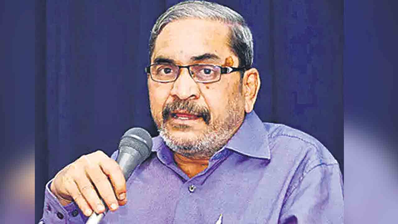 అర్ధరాత్రి జర్నలిస్టుల అరెస్ట్‌ దారుణం