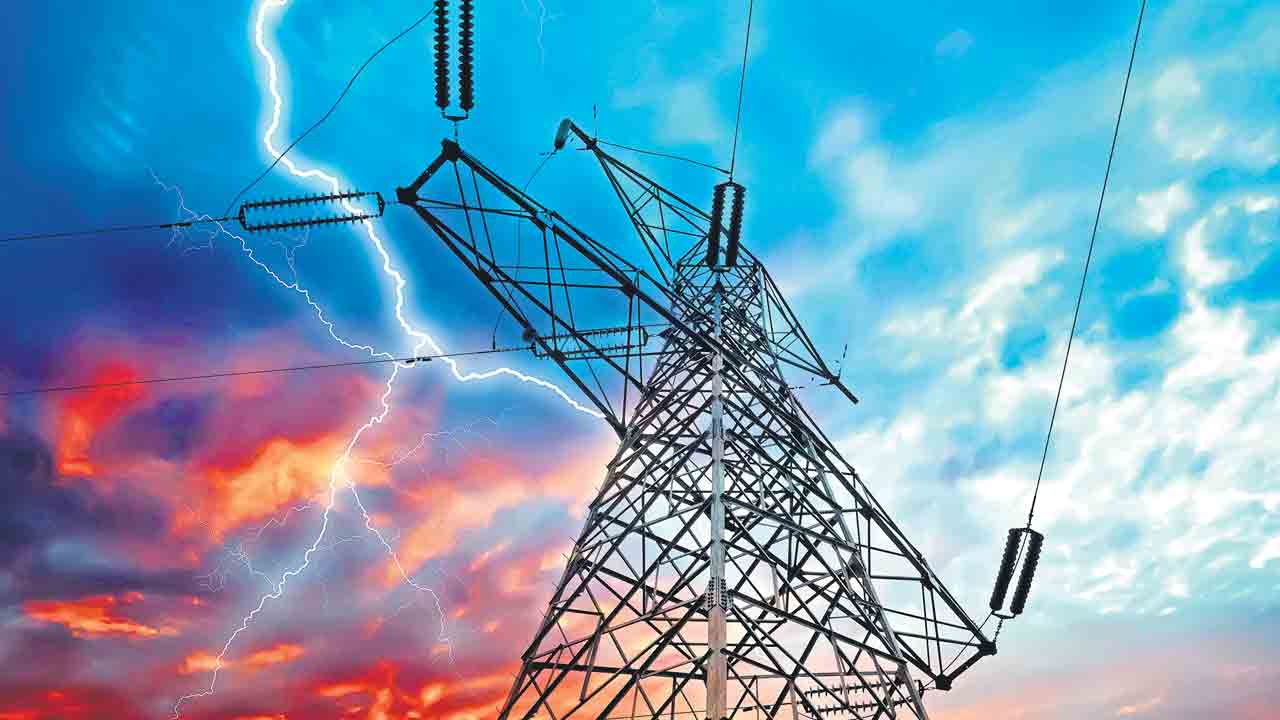 విద్యుత్‌ వినియోగదారులకు షాక్‌