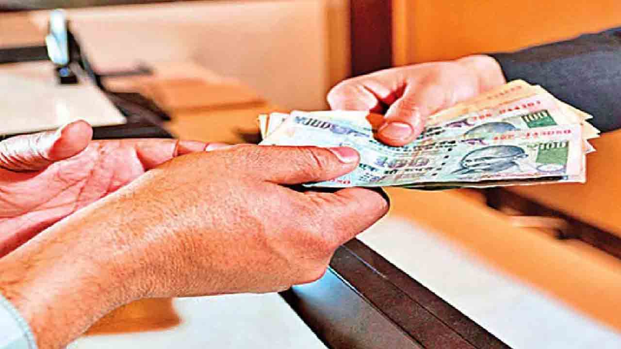 దివ్యాంగుల పింఛన్ల పెంపు ఎప్పుడు? : నాగేశ్వర్‌రావు