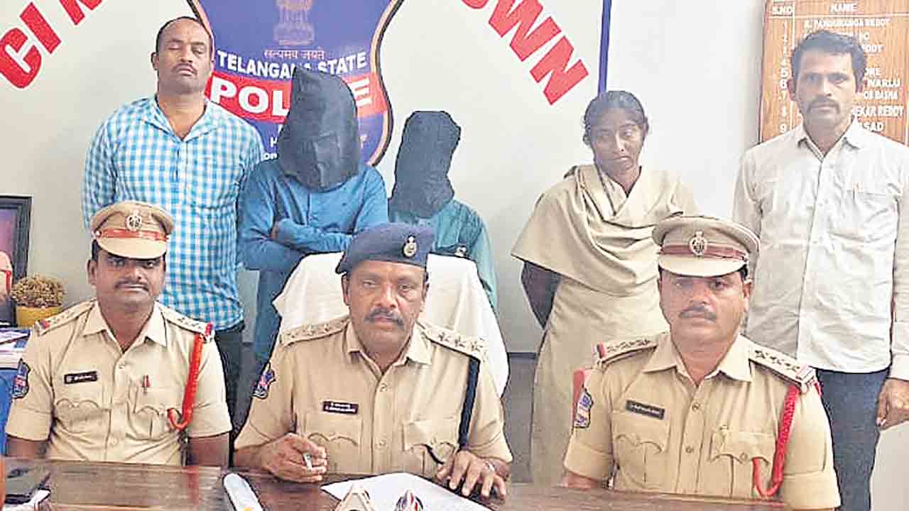 గంజాయి కేసులో ఇద్దరి అరెస్టు