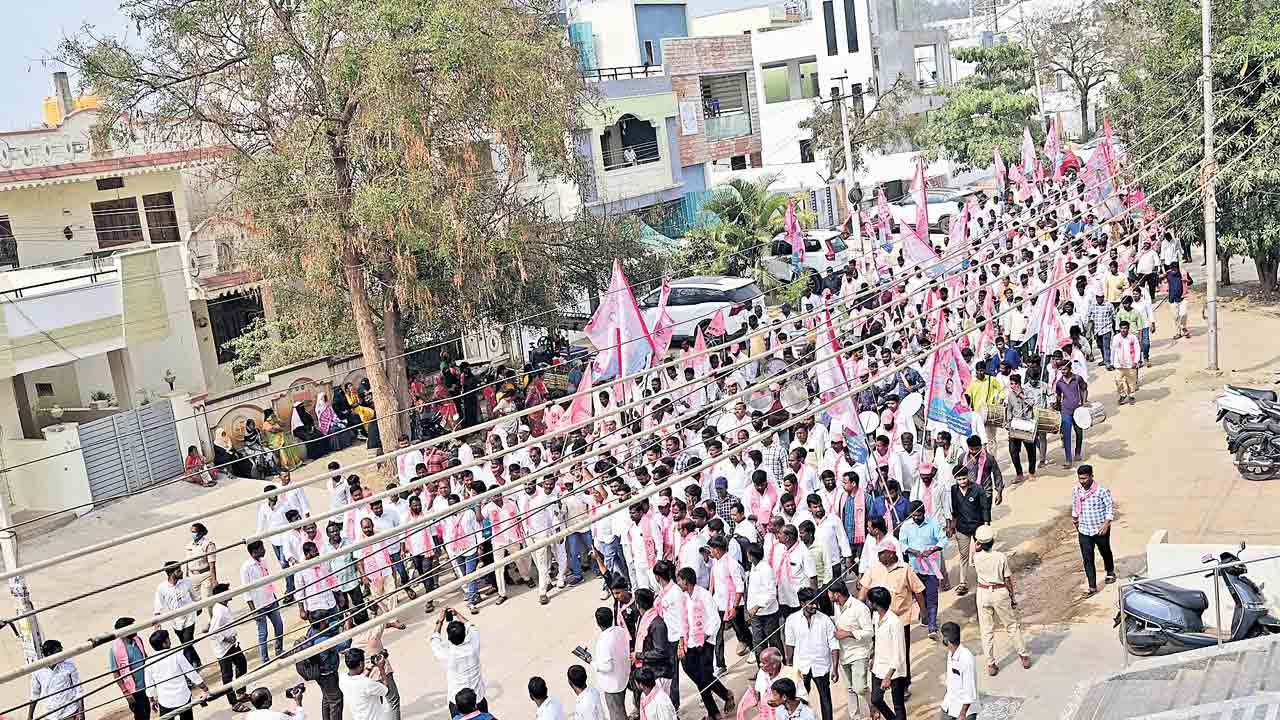 భారీగా నామినేషన్లు