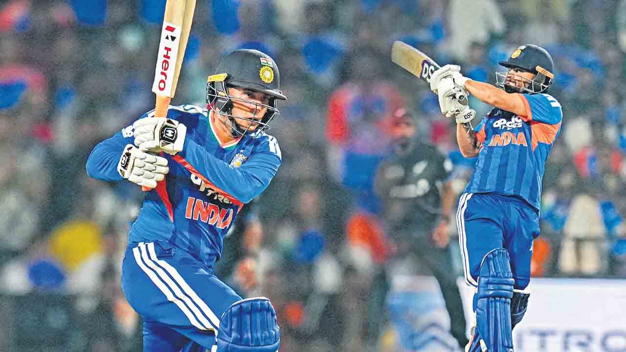 ఆరంభం అదుర్స్‌