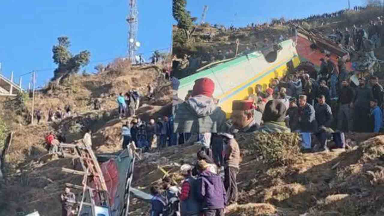 Road Accident | ఘోర ప్రమాదం.. బస్సు లోయలో పడి ఏడుగురు మృతి