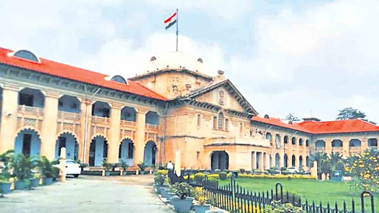 యూపీని పోలీస్‌ స్టేట్‌గా మారనివ్వం.. పోలీసుల తీరుపై అలహాబాద్‌ హైకోర్టు ఆగ్రహం