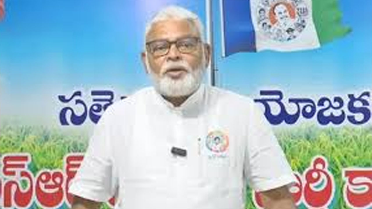 Ambati House | అంబటి ఇంటిపై టీడీపీ శ్రేణుల దాడి.. ఫర్నిచర్‌ ధ్వంసం