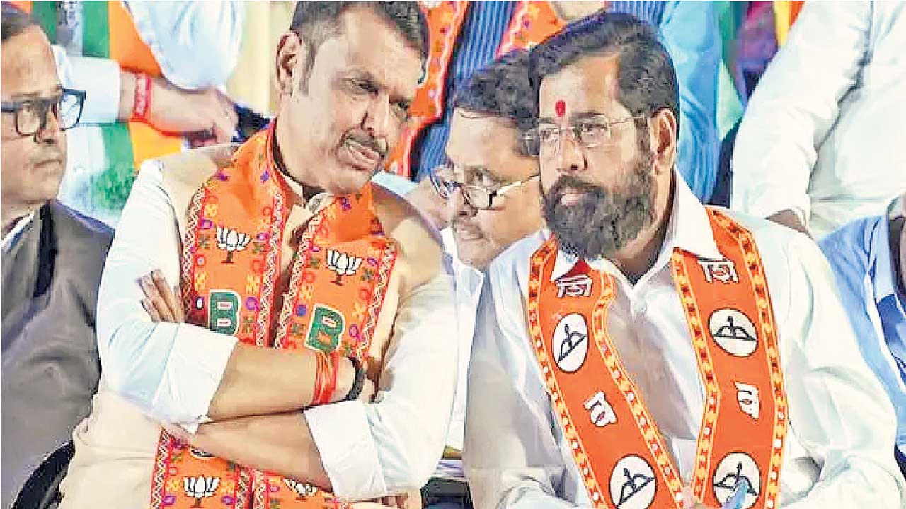 మహారాష్ట్రలో రిసార్ట్‌ రాజకీయాలు