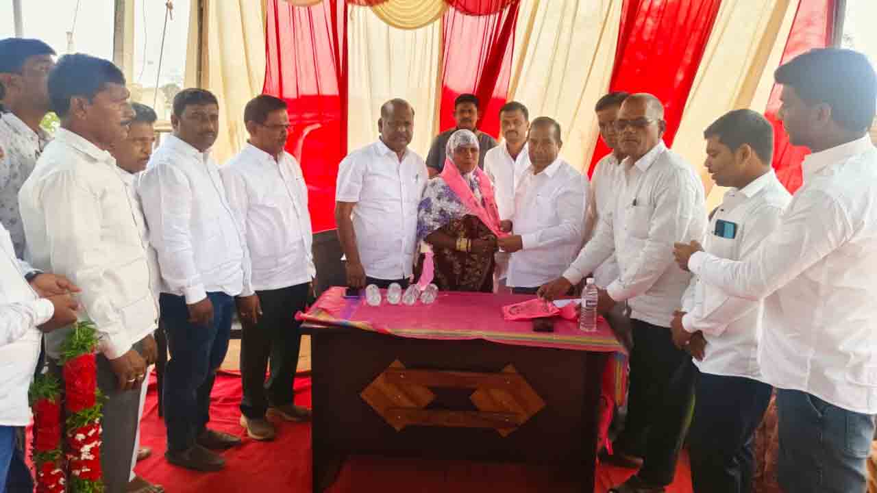 BRS Party | ఎమ్మెల్యే మాణిక్‌రావు సమక్షంలో బీఆర్ఎస్‌లోకి సర్పంచ్‌, వార్డు మెంబర్లు