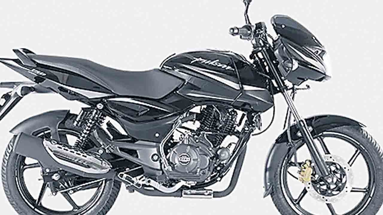 పల్సర్‌ బైక్‌ ప్రియం