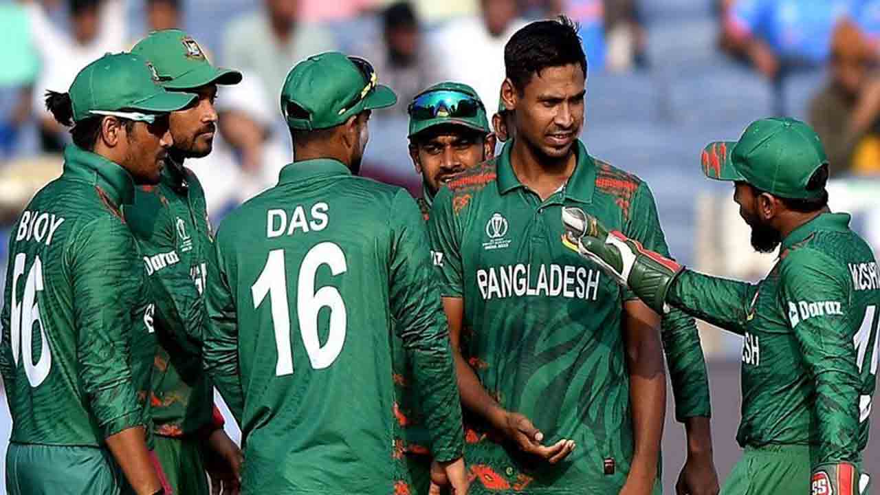 మాకు చెప్పలేదు!.. బంగ్లా ఆటగాళ్ల గుస్సా