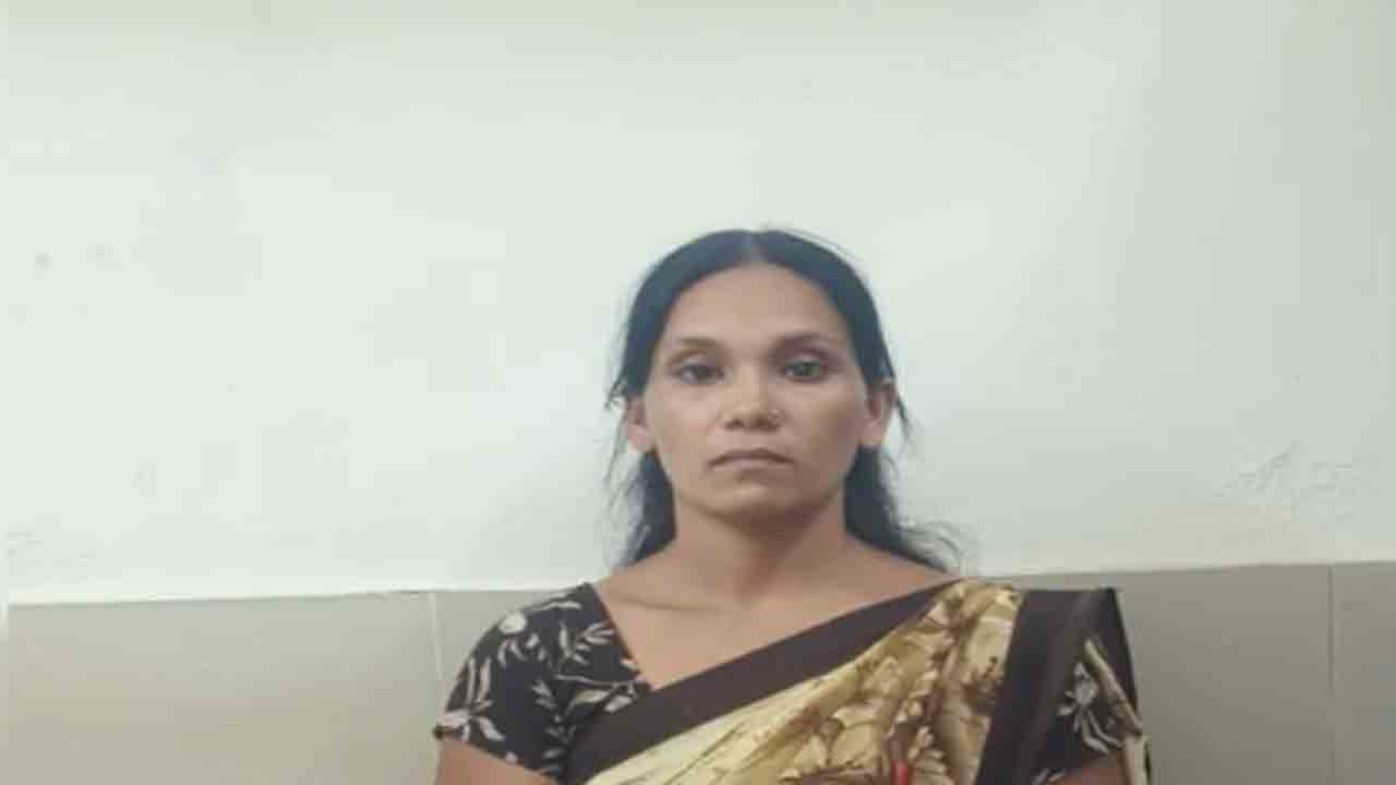 Bangladeshi Women | భారత్‌లోకి తిరిగి ప్రవేశించిన బంగ్లాదేశ్‌ మహిళలు.. అరెస్ట్‌