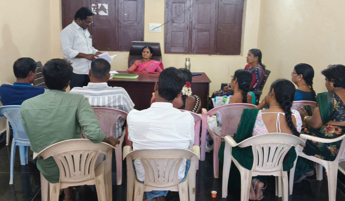 Chigurumamidi | బెల్ట్ షాపులు రద్దు చేయాలని చిగురుమామిడి గ్రామ సభలో తీర్మానం