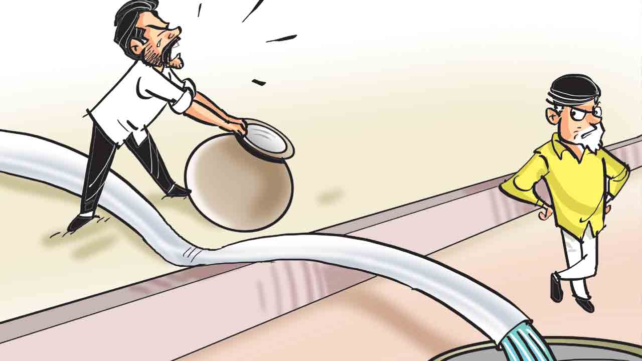 Revanth Reddy | బాబు బెదిరింపు.. రేవంత్‌ దేబరింపు.. నీళ్లపై గురుశిష్యుల దొంగాట!