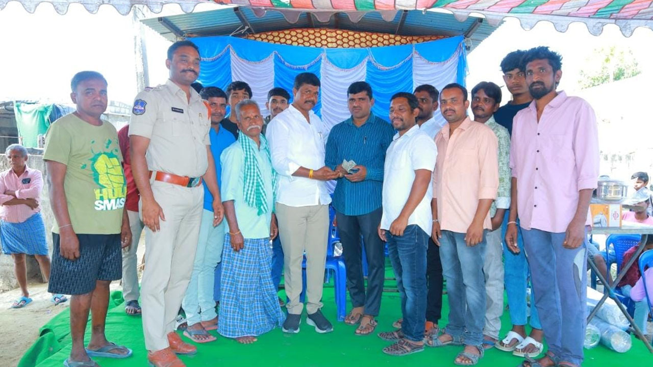 Chairman Cotnaka | సంస్కృతి, సంప్రదాయాలను కాపాడుకోవాలి : గిరిజన కార్పొరేషన్ చైర్మన్ కోట్నాక