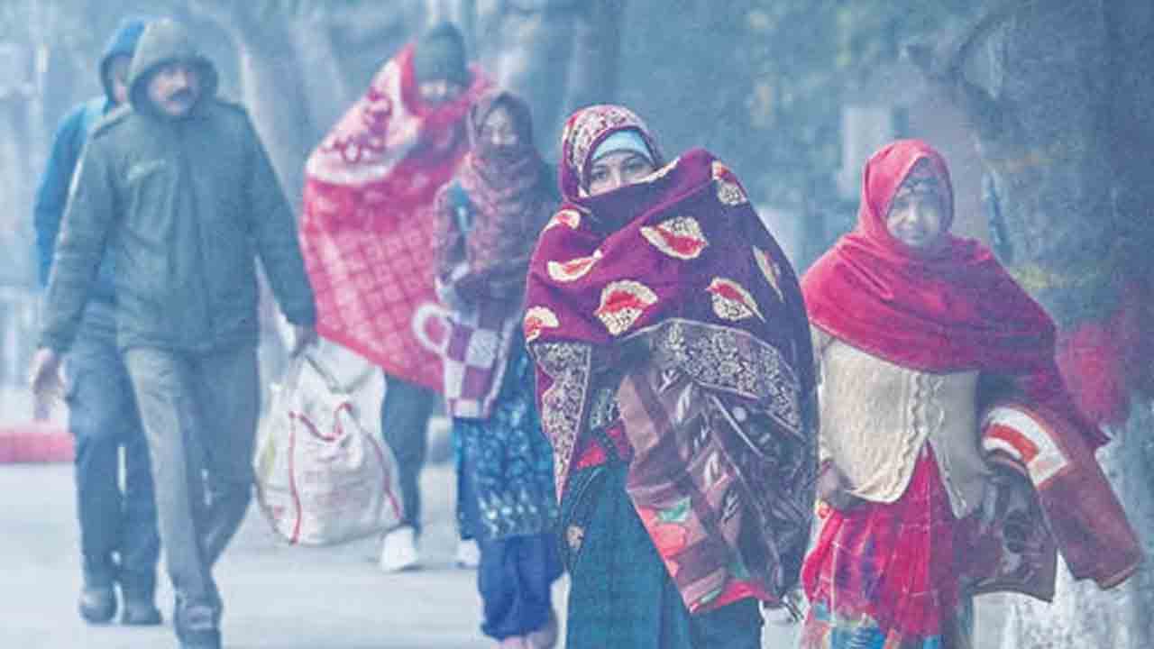 Delhi | చలితో ఢిల్లీ గజగజ.. ఈ సీజన్‌లోనే అత్యంత కనిష్టానికి ఉష్ణోగ్రతలు.. ఐఎండీ కీలక హెచ్చరికలు