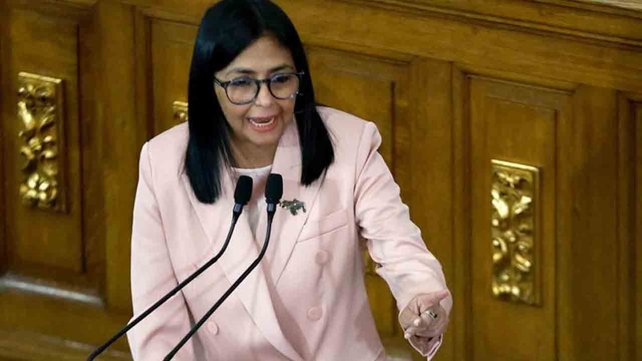 Venezuela President | వెనెజువెలా తాత్కాలిక అధ్యక్షురాలిగా డెల్సీ రోడ్రిగ్స్‌